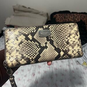 NEW Michael Kors Snake Print Wallet